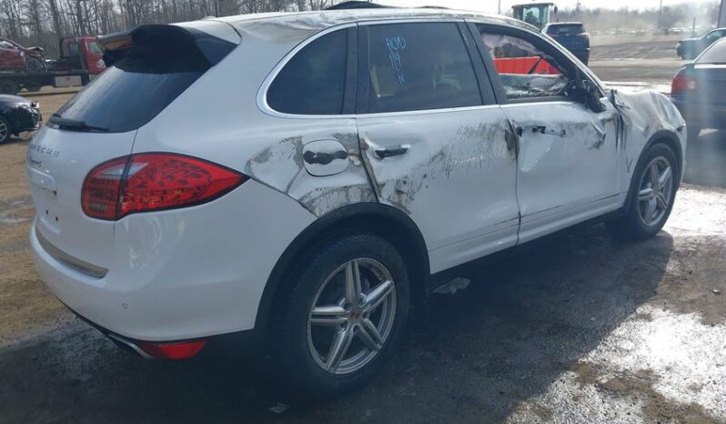 
								2014 Porsche Cayenne full									