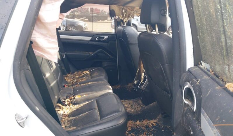 
								2014 Porsche Cayenne full									