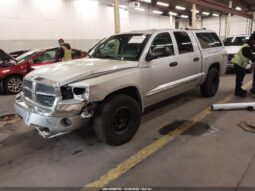 
										2006 Dodge Dakota full									