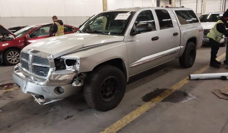 
								2006 Dodge Dakota full									