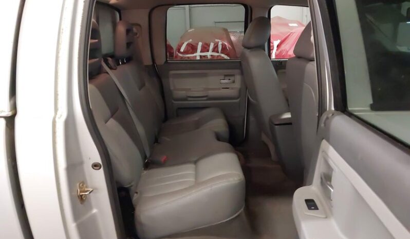 
								2006 Dodge Dakota full									