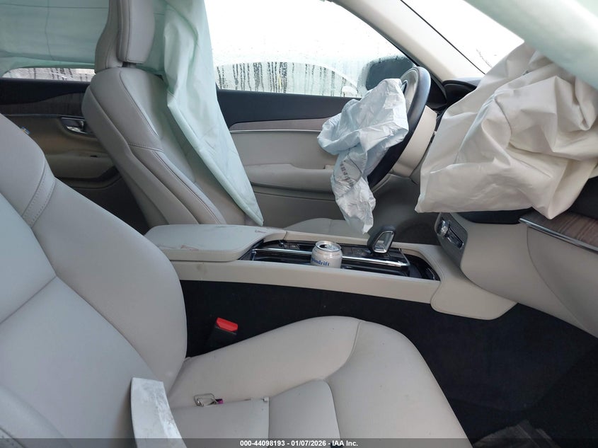 2023 Volvo Xc90