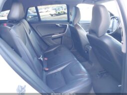 
										2018 Volvo V60 cross country full									