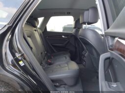 
										2018 Audi Q5 full									