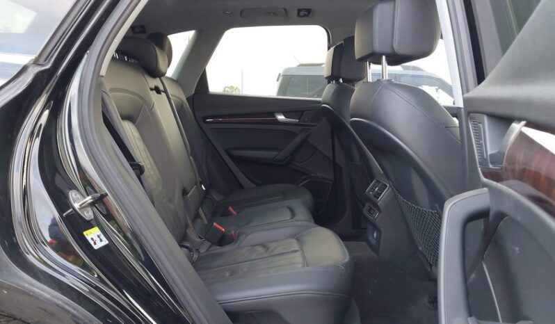 
								2018 Audi Q5 full									