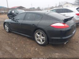 
										2012 Porsche Panamera full									