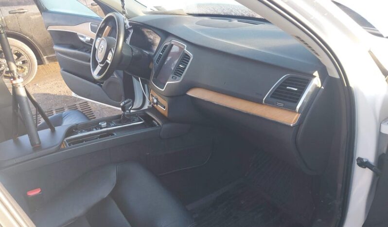 
								2021 Volvo Xc90 full									
