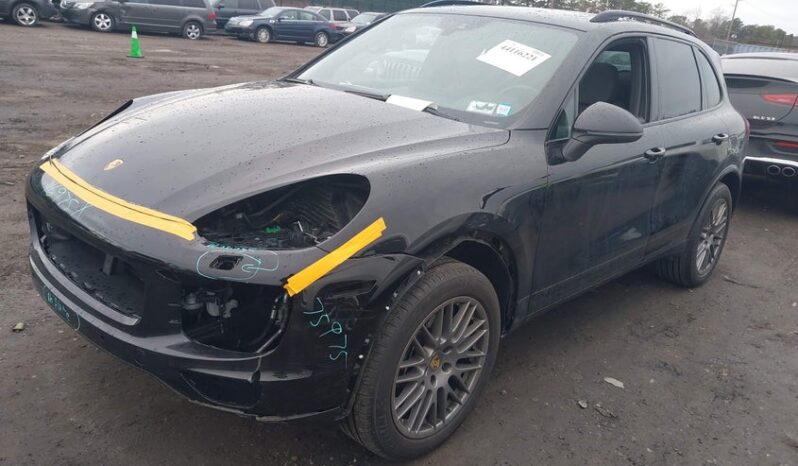 
								2017 Porsche Cayenne full									