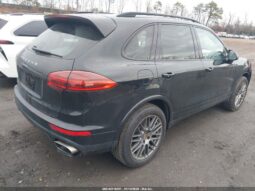
										2017 Porsche Cayenne full									