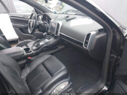 
										2017 Porsche Cayenne full									