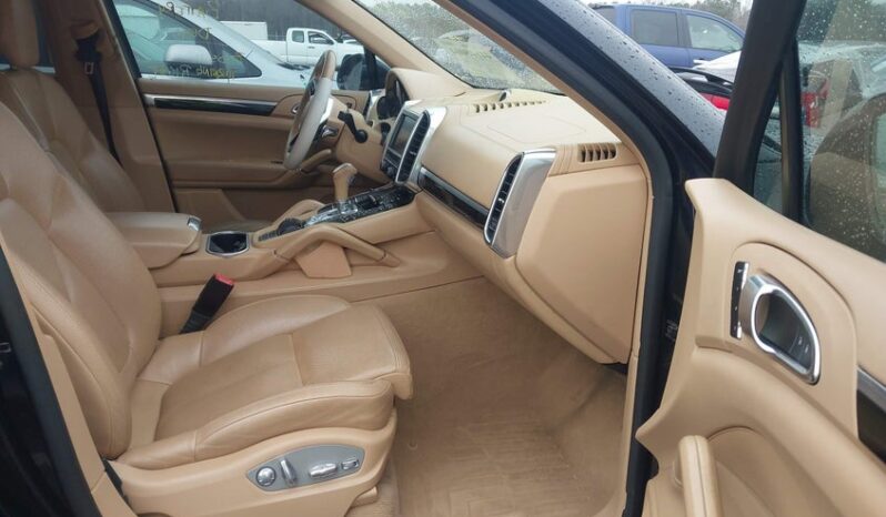 
								2015 Porsche Cayenne full									