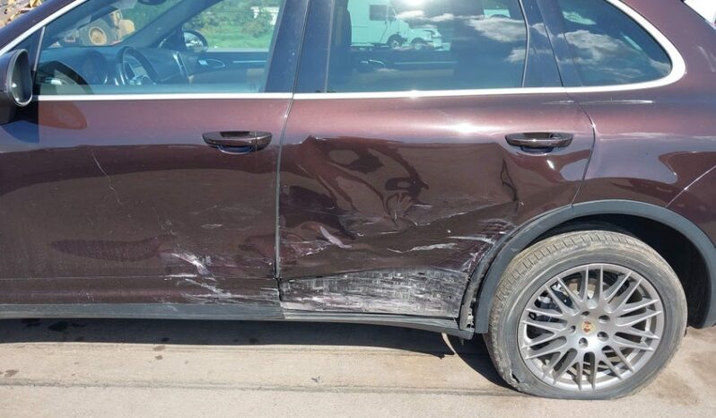 
								2014 Porsche Cayenne full									