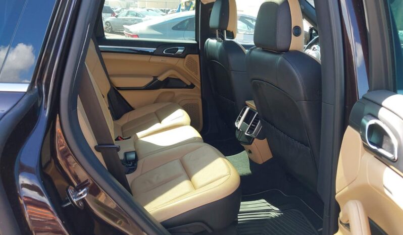 
								2014 Porsche Cayenne full									