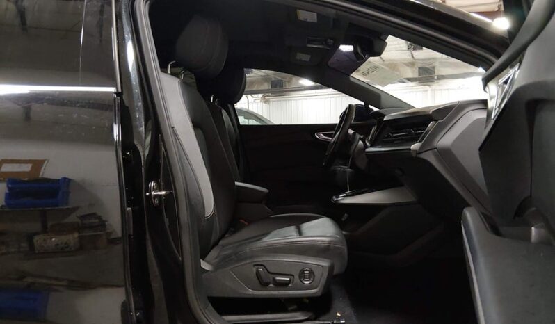 
								2022 Audi Q4 e-tron full									