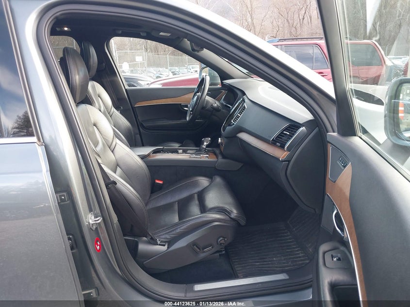 2017 Volvo Xc90