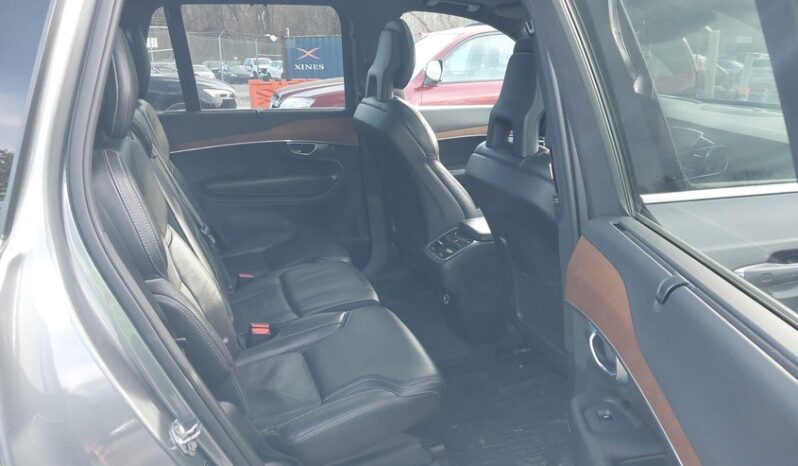 
								2017 Volvo Xc90 full									