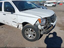
										2012 Suzuki Equator full									