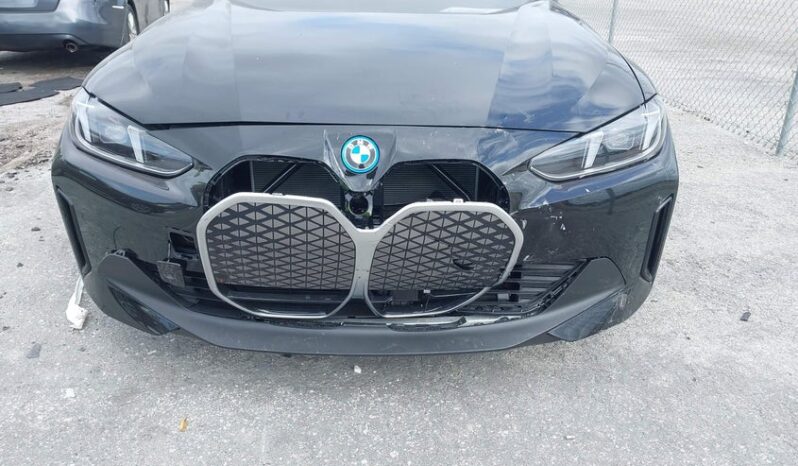
								2025 BMW I4 full									