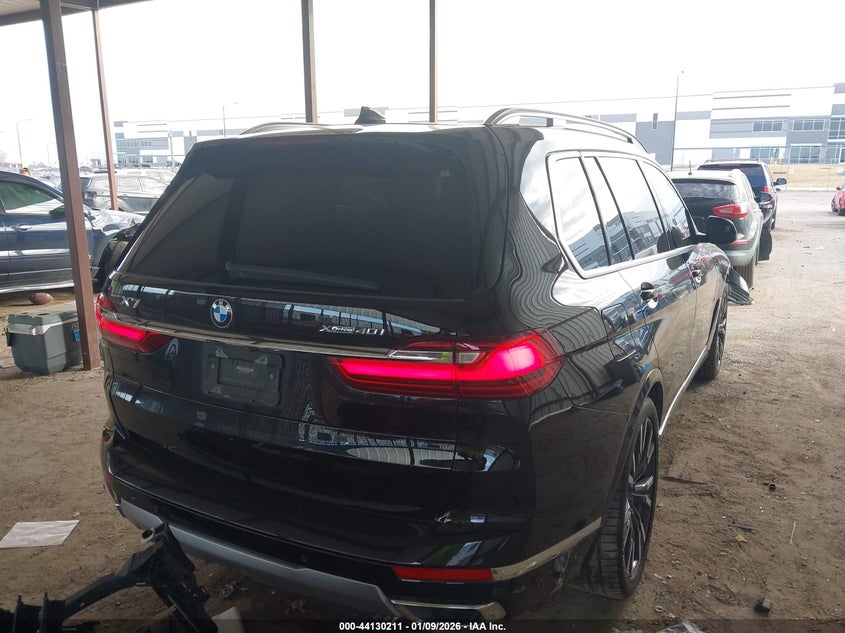 2020 BMW X7
