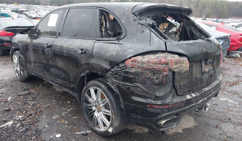 
								2018 Porsche Cayenne full									