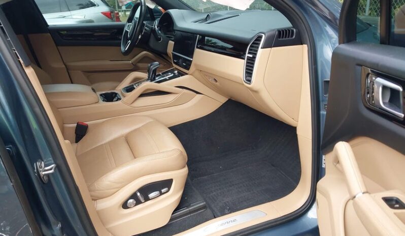 
								2019 Porsche Cayenne full									