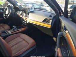
										2021 Audi Q5 full									