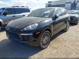 
										2016 Porsche Cayenne full									