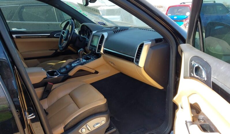 
								2016 Porsche Cayenne full									