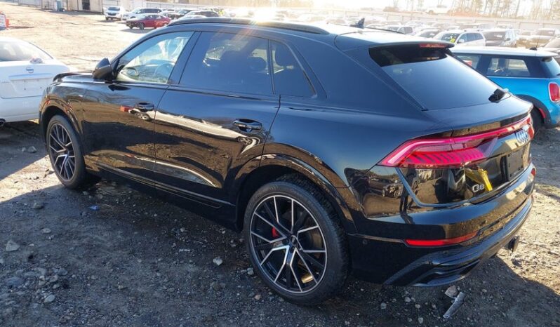 
								2020 Audi Q8 full									