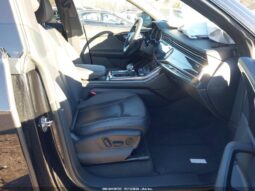 
										2020 Audi Q8 full									