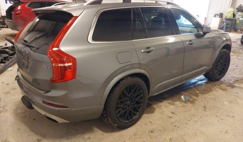 
								2017 Volvo Xc90 full									