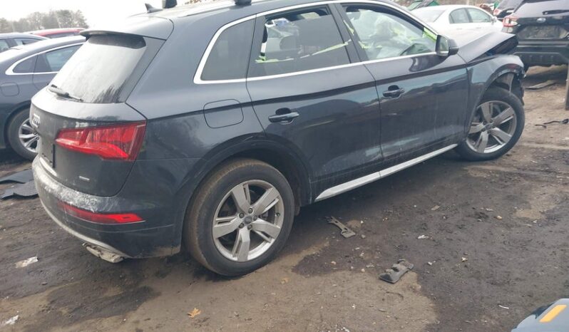 
								2019 Audi Q5 full									