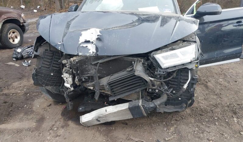 
								2019 Audi Q5 full									
