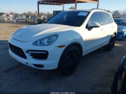 
										2012 Porsche Cayenne full									