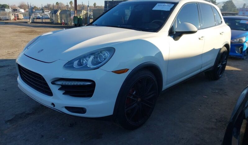 
								2012 Porsche Cayenne full									
