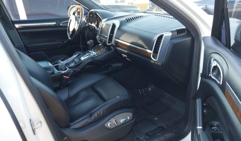 
								2012 Porsche Cayenne full									