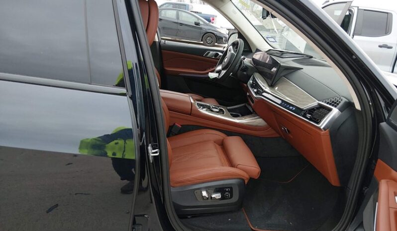 
								2025 BMW X7 full									