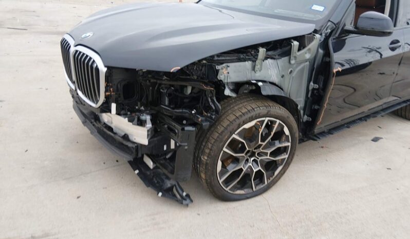
								2025 BMW X7 full									