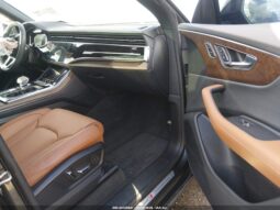 
										2025 Audi Q8 full									