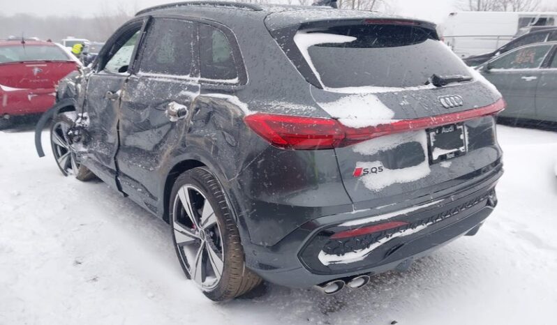 
								2025 Audi Sq5 full									