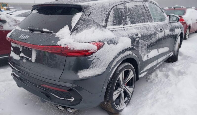 
								2025 Audi Sq5 full									