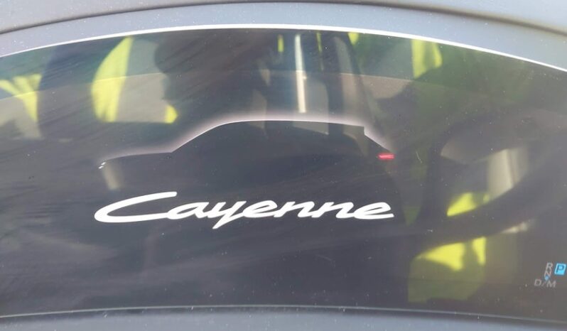
								2025 Porsche Cayenne full									