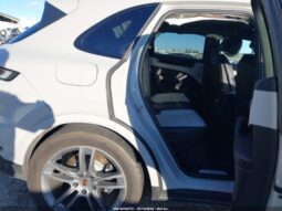 
										2025 Porsche Cayenne full									