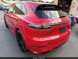 
										2022 Porsche Cayenne full									