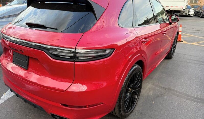 
								2022 Porsche Cayenne full									