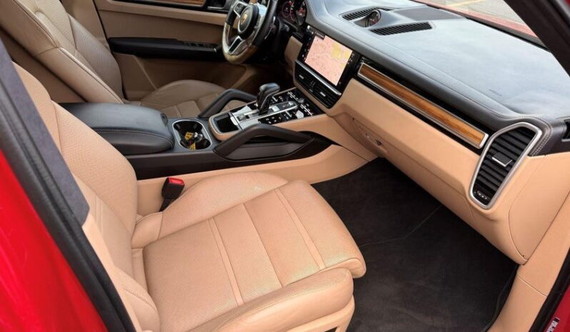 
								2022 Porsche Cayenne full									