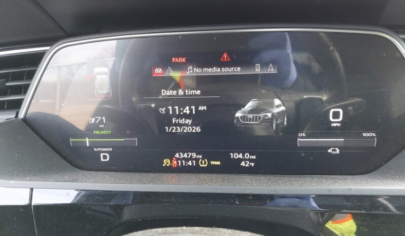 
								2021 Audi E-tron full									