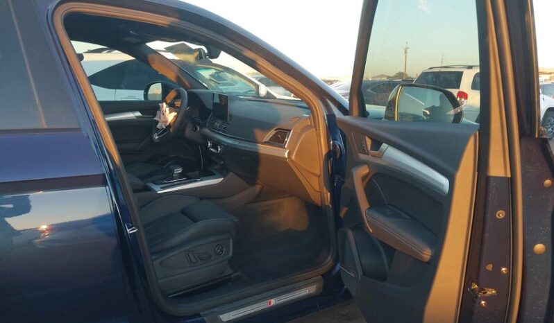 
								2025 Audi Q5 full									
