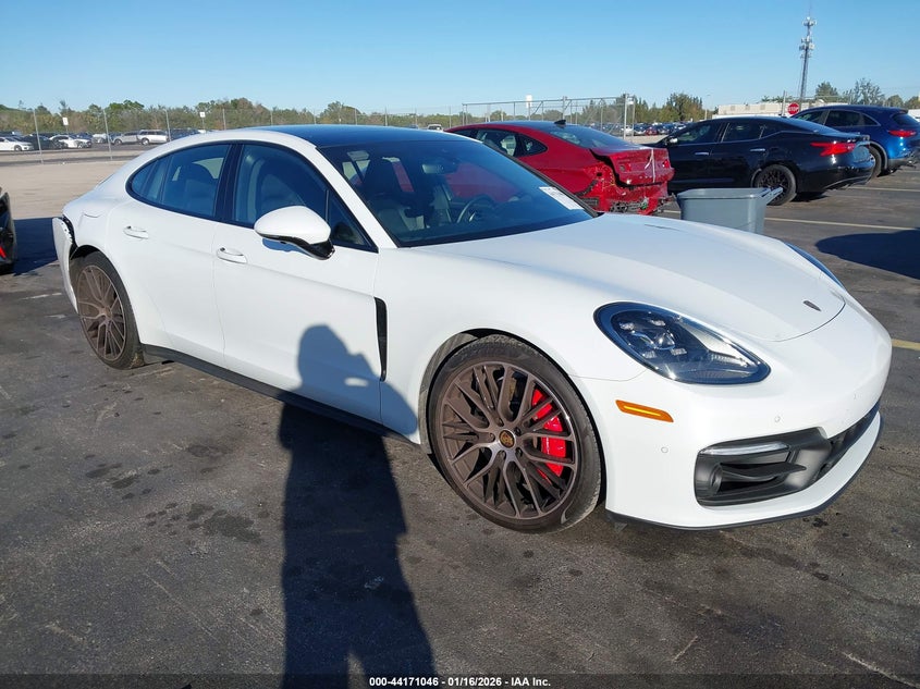 2023 Porsche Panamera