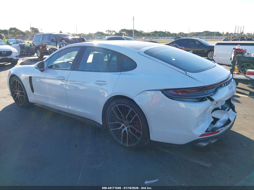 2023 Porsche Panamera
